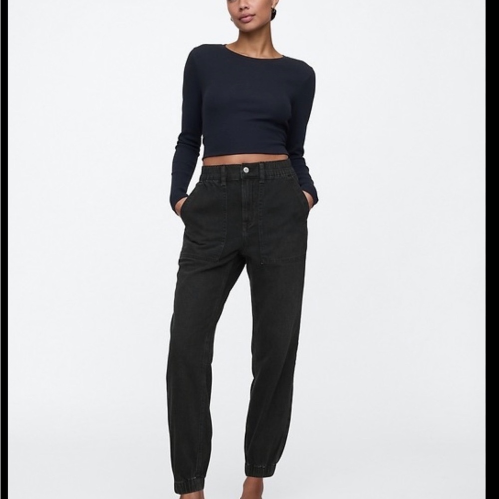 GAP Women's washed Black Jeans XS